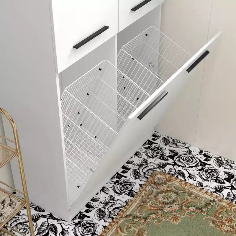 Meuble de rangement de salle de bain blanc moderne avec panier à linge intégré au niveau inférieur