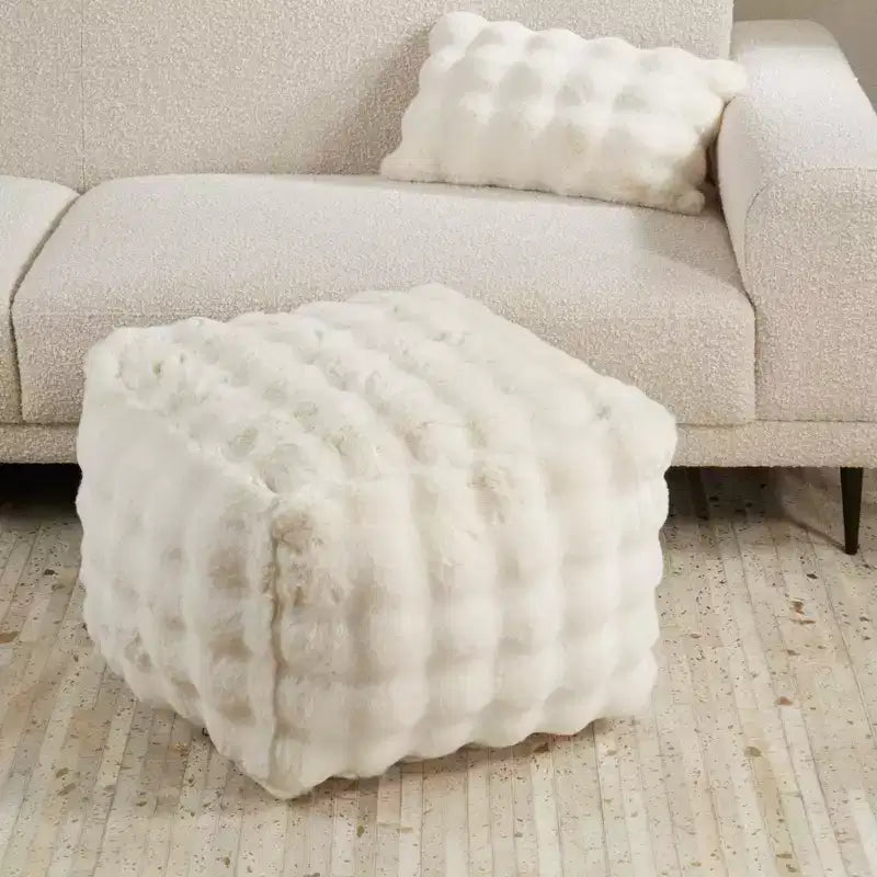 Pouf en fausse fourrure bouclette Plush Bubble